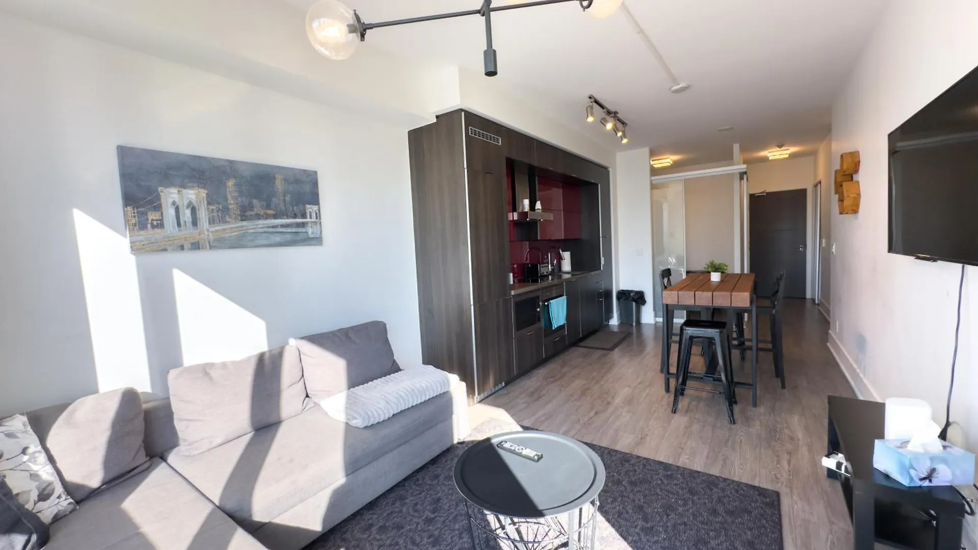 トロントLuxurious 2 Beds Near Cn Tower Scotia Arena Rogers Centre & Free Parkingアパートメント 0*, トロント カナダ