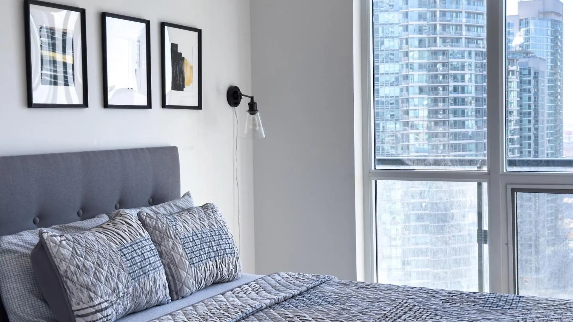 トロントLuxurious 2 Beds Near Cn Tower Scotia Arena Rogers Centre & Free Parkingアパートメント アパート トロント